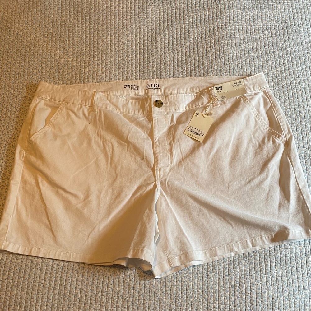 A.N.A White Shorts